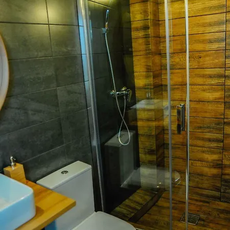 Upperstorey Studio Bucharest