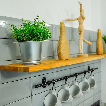 Upperstorey Studio Apartment *