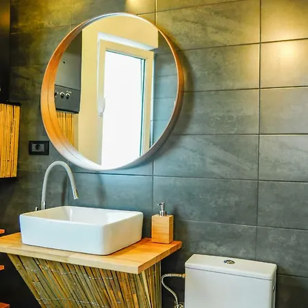 Apartment Upperstorey Studio